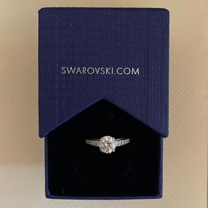 SWAROVSKI Attract Light Round リング 52 Attract リング, スクエア・カット, ホワイト, ロジウム・プレー